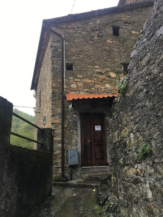 Casetta Varano San Giuseppe Licciana Nardi Apartment