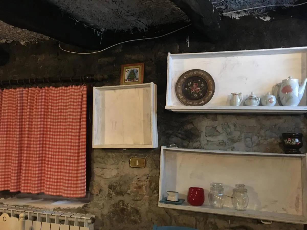 Casetta Varano San Giuseppe Licciana Nardi Apartment